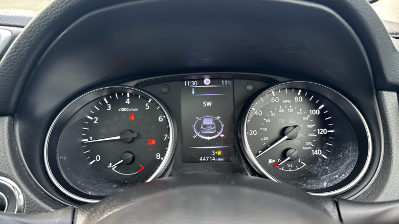 Nissan Qashqai 1.2 DiG-T N-Connecta 5dr Petrol Hatchback